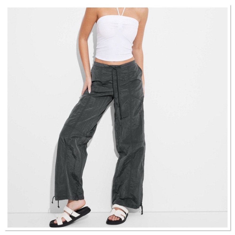 Wild Fable Green Wide Leg Parachute Pants with Mid-Rise